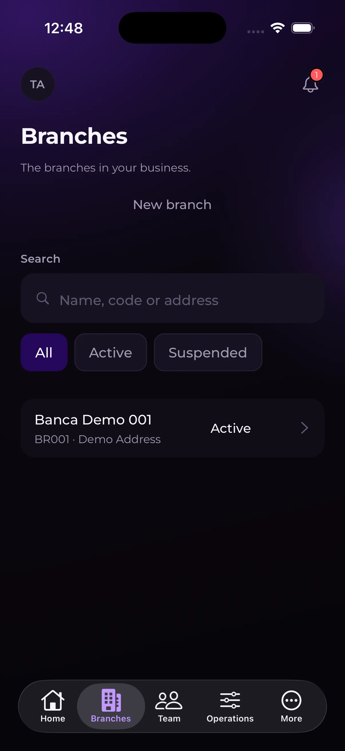 App Trébol, pantalla Sucursales: buscador y lista de bancas con su estado.